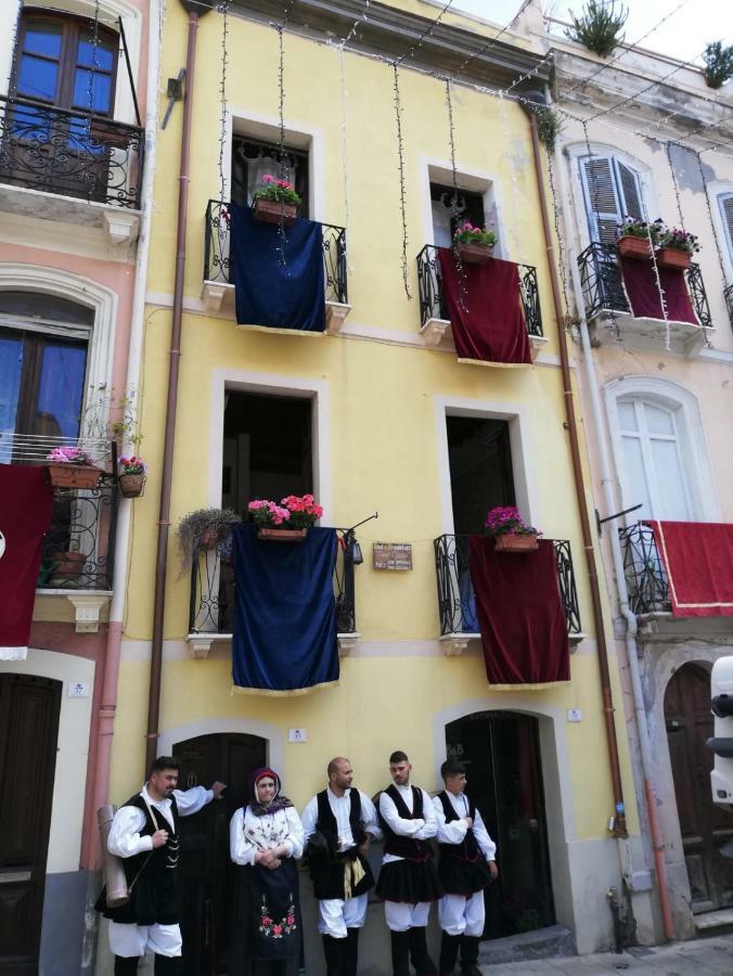 Sant Efisio Host Hotel Cagliari Exterior foto